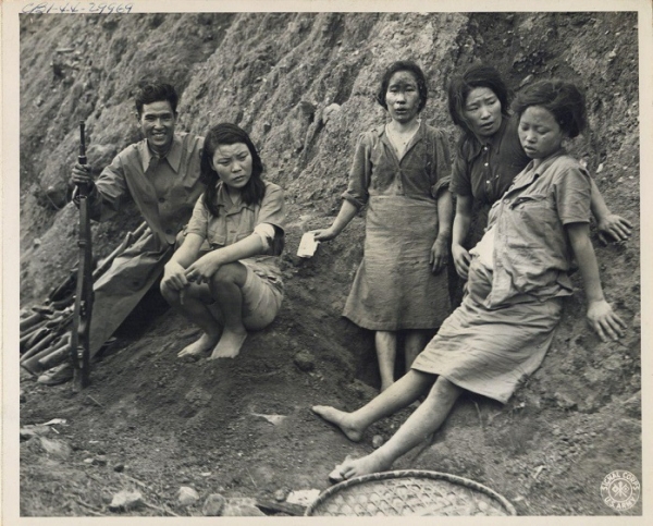 임신한 일본군위안부 박영심씨가 붙잡혀있는 모습. 1944년 9월 3일 촬영(실물) [서울대 연구팀]