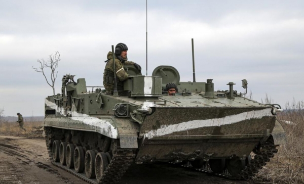 우크라이나 영내로 진입한 러시아 탱크부대. (사진=블룸버그)