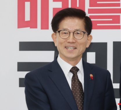 김문수 고용노동부 장관.