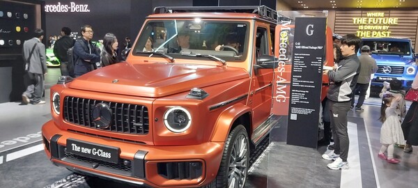 '서울 모빌리티쇼'에 출품된 벤츠의 내연기관 SUV 'G-63 클래스'.