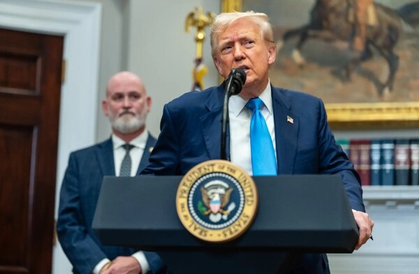 트럼프 미국 대통령이 각국과의 관세협상 결과를 발표하고 있다. [뉴욕타임스]